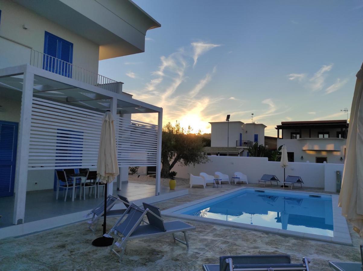 White Wall Luxury Rooms Scala Dei Turchi เรอัลมอนเต ภายนอก รูปภาพ